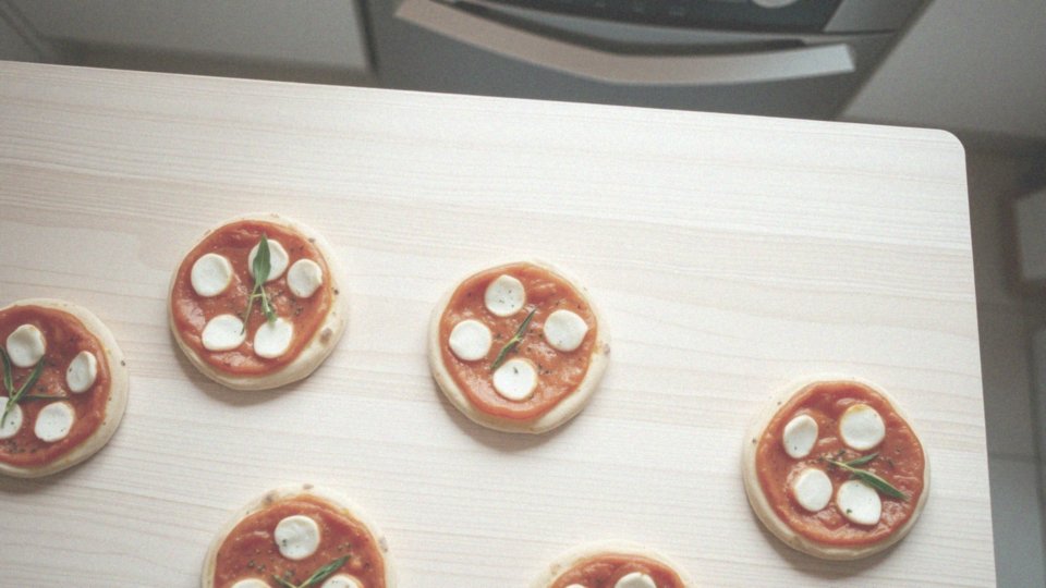 Jakie są wartości odżywcze mini pizzy?